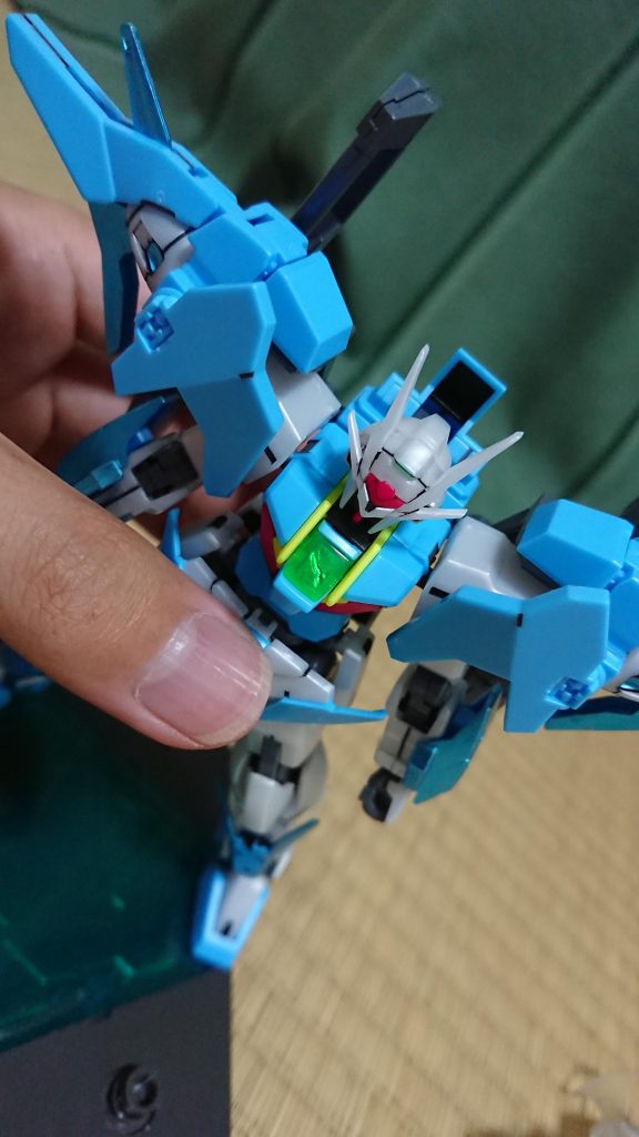 胸の傷はメッキシルバーで塗装。でもあまり目立たないですね。