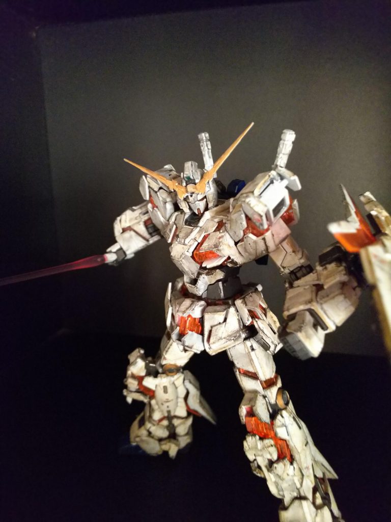 数々のアクシデントを乗り越え(笑)今回晴れて完成させました!
いわゆる、らいだ~Joeさんから学んだスポンジブラシを下手ながら駆使してエナメルスミ入れしてからつや消しクリアでフィニッシュです。