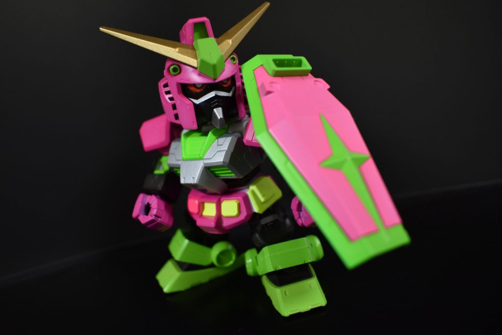 これも没ガシャコンシールド(絶版)若干ピンク色が薄いのはピンク色の色合いのテストに使用したためです。