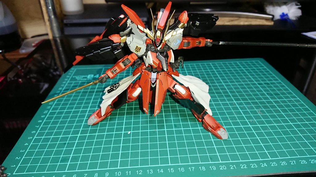頑駄無 紅裏無刃壊瑠 (ガンダム グリムバエル)–4枚目/制作者:Ryusei