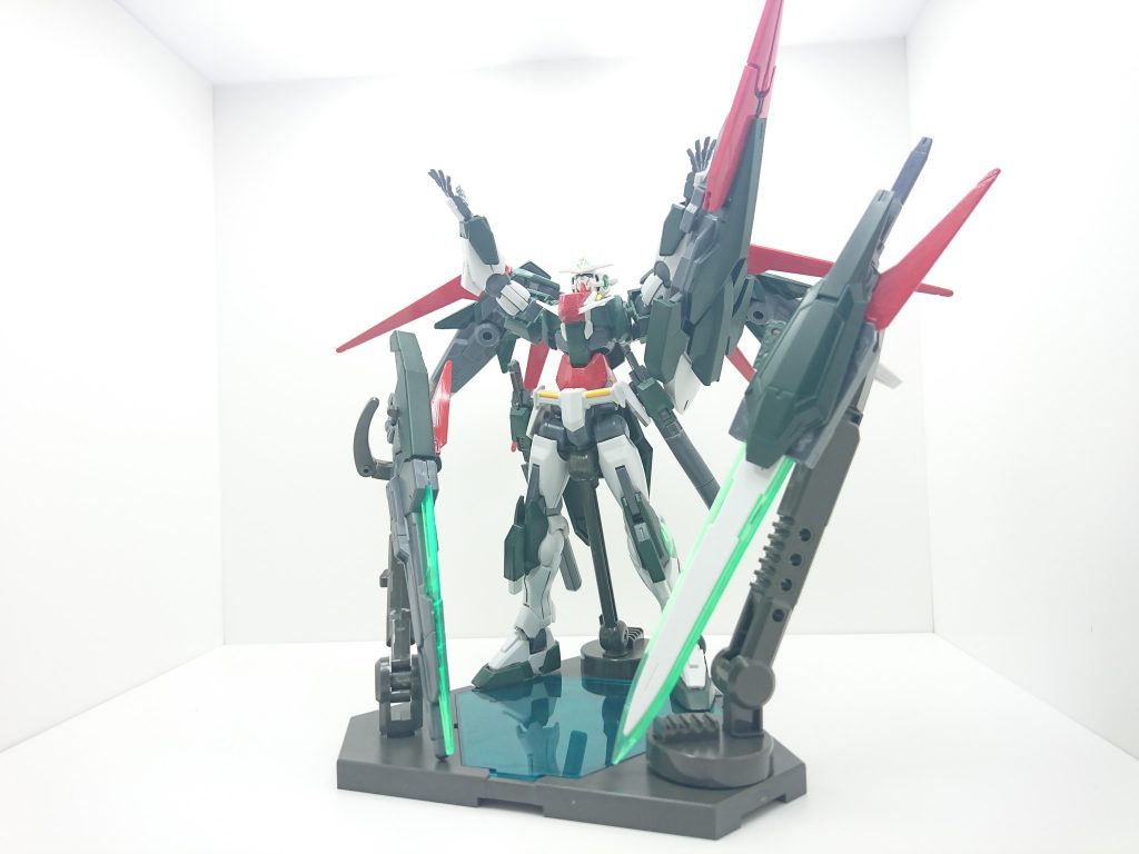 ダブルオーライザーの遺志はこのダブルオーガンダム ビルドダイブカスタムが受け継ぎました。