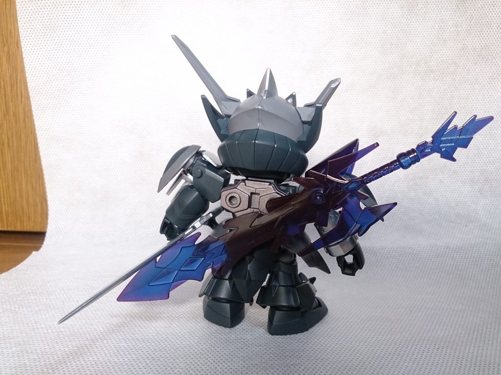 バックパックはSDビルドバーニングのもの。推進力は確保したかったので。