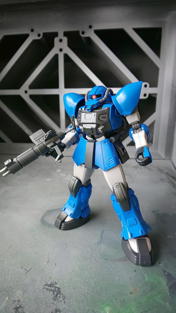 デカール貼る前。ツヤまだ残ってます。