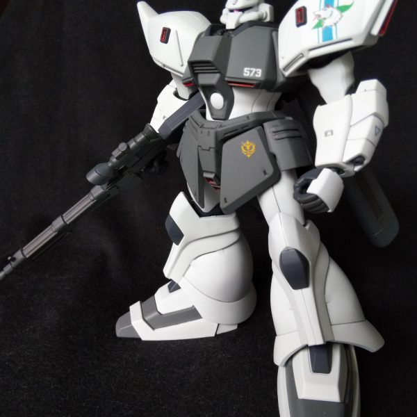 シン・マツナガ専用ゲルググJ