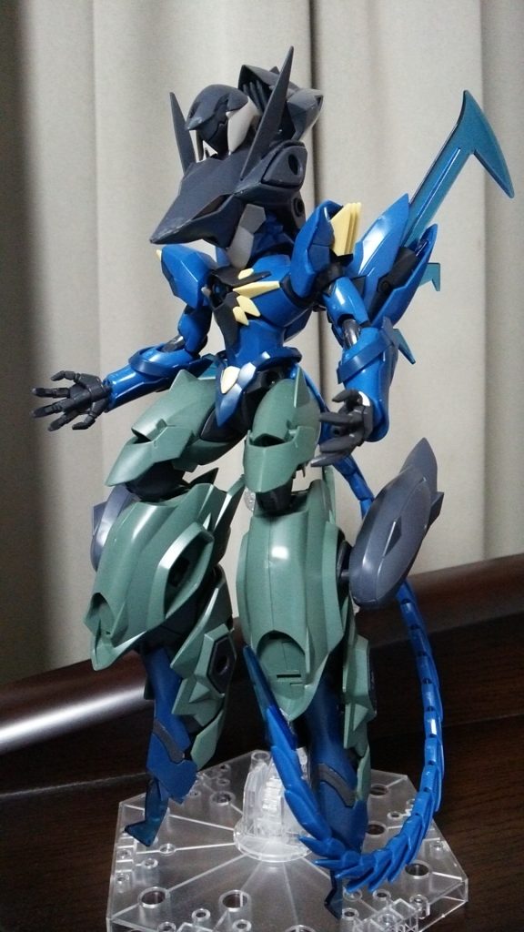 余っていたダナジンを両足に。ここでヴェイガン系だけで行こうと決めました。