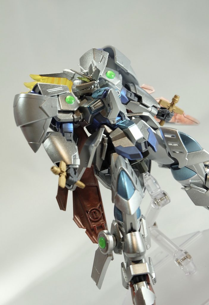 サーベルはマントに装備