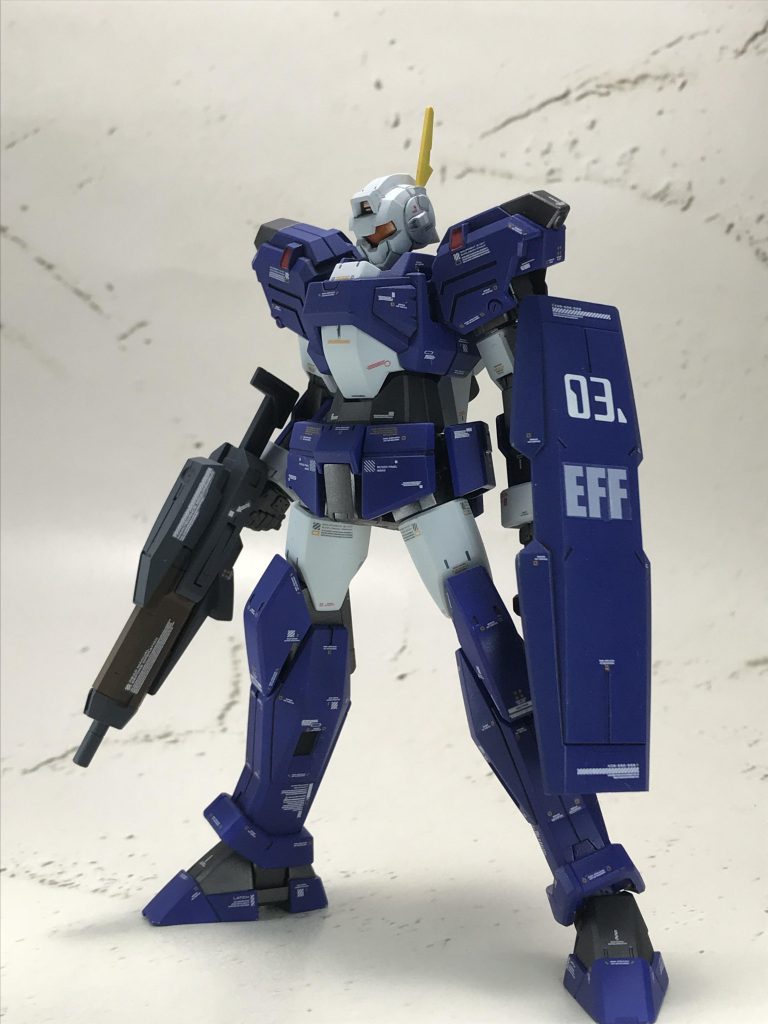 フロントショット頭、肩、脚以外は、基本的にシャルドール改のままです。