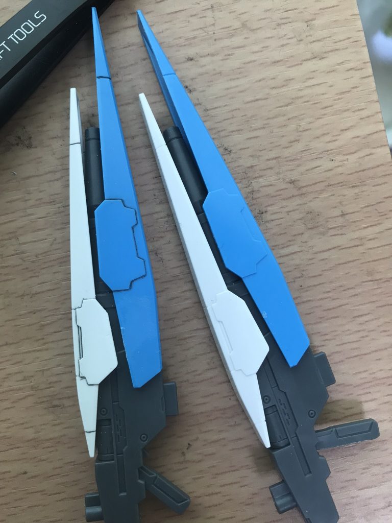 墨入れとトップコートしかしていないので制作工程という工程はありません。
頭、肩は合わせ目消しをしてありますが合わせ目気にならないくらい素組みでも十分楽しめるキットです。