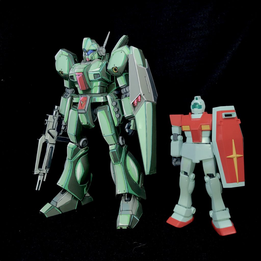 素組みのジムと並べるとこんな感じにw