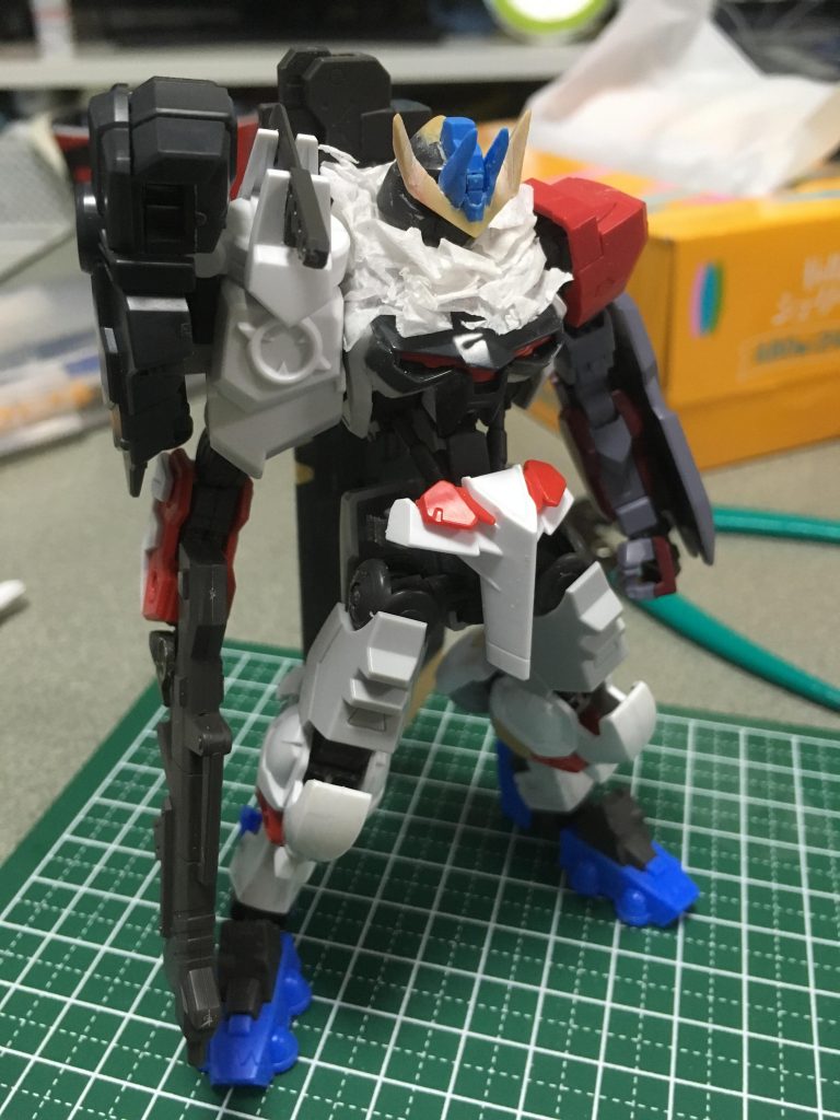 塗装前です!一応マントみたいなのも作ったんですけど、なんかごちゃごちゃしてると思ったので外しました!