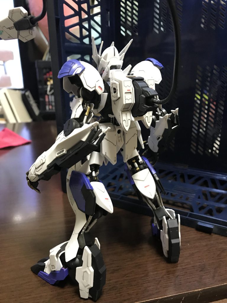 後ろ
