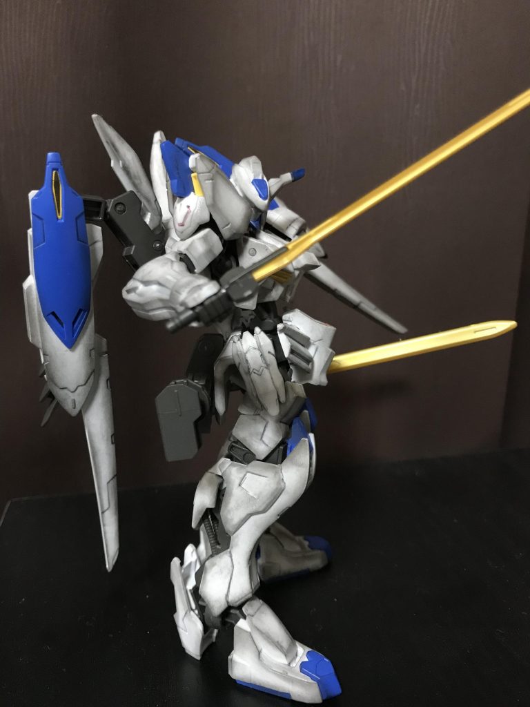 ガンダムバエル–3枚目/制作者：@hukuronohukuro