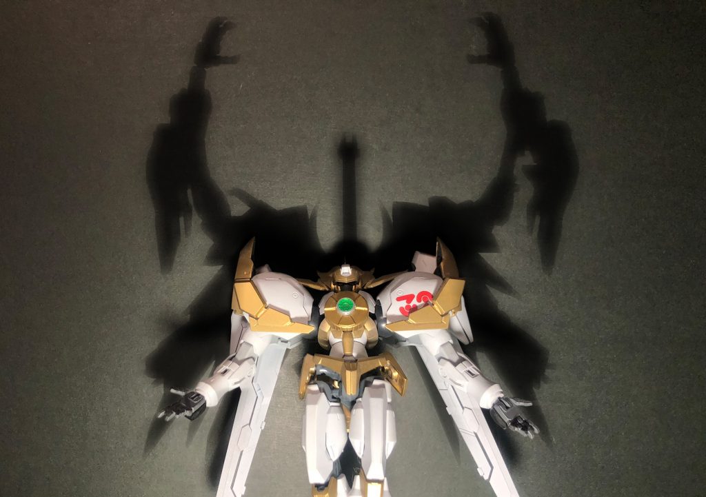 そして、希望は更なる進化を遂げる…

「希望皇ホープ」の進化体である「ホープレイ」も製作しております！
ぜひこちらも見てみてください！(ර⍵ර)✧

→[CNo.39 希望皇ホープレイ](https://gumpla.jp/hg/10250)