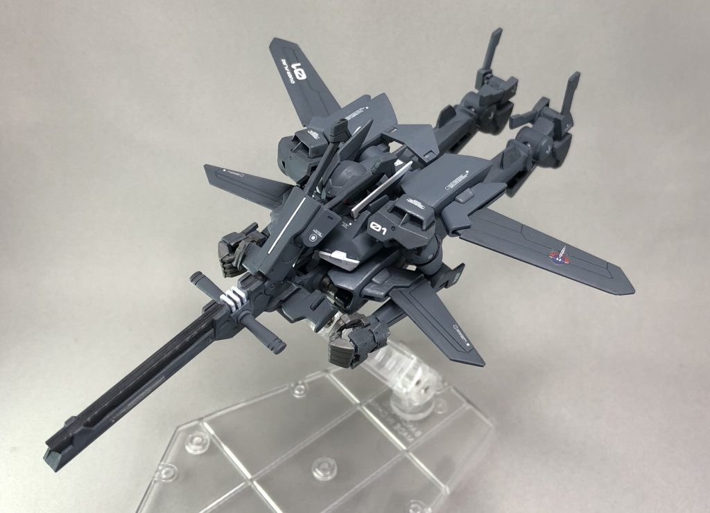 キットはポリキャップ未使用ながらシンプルな構造もあって意外に可動は良いですが、塗膜が怖くてあまり可変はさせたくないです（笑）