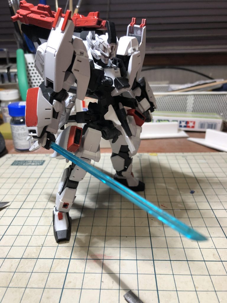 専用武器「竜胆」
特殊な素材を用いた鬼椿専用の太刀。
ヴァルヴレイヴのキットからの流用です。