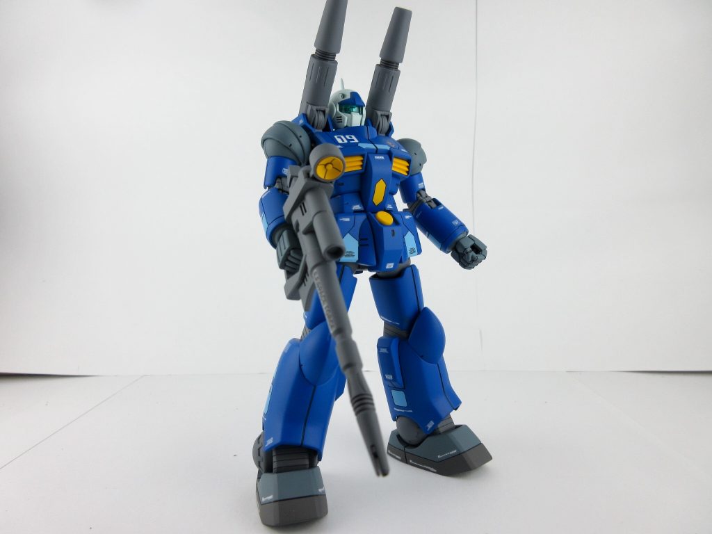 機動戦士ガンダム   サンダーボルトにて出てきた、ガンキャノン アクアを参考にして、リバイブ版 ガンキャノンをアクアカラーで製作。