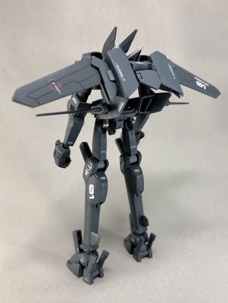 塗装はサフを吹いてからファレホの筆塗り（MC70900と70995）
白やメタリックグレイなど細かいところはシタデルとエナメルも少々。