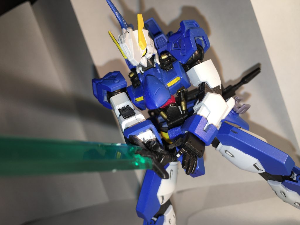 GNソード構えて