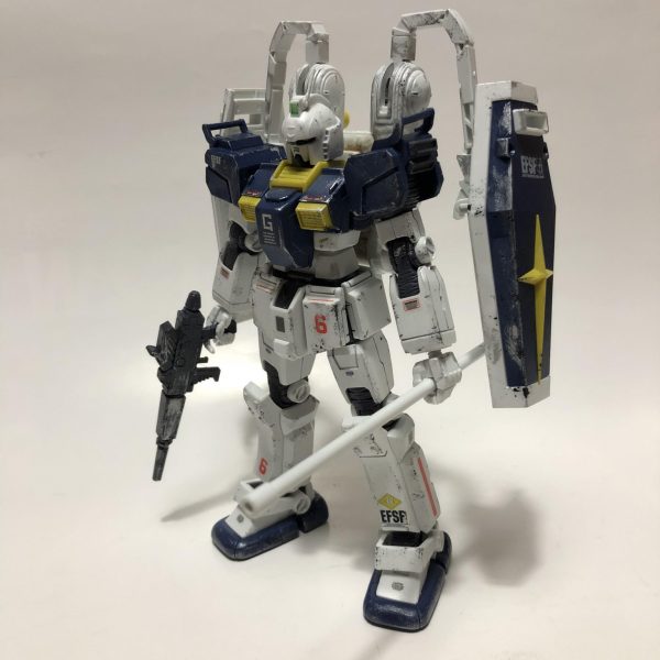 サンダーボルト版陸戦ガンダム、ガンダムヘッドっぽいモノ