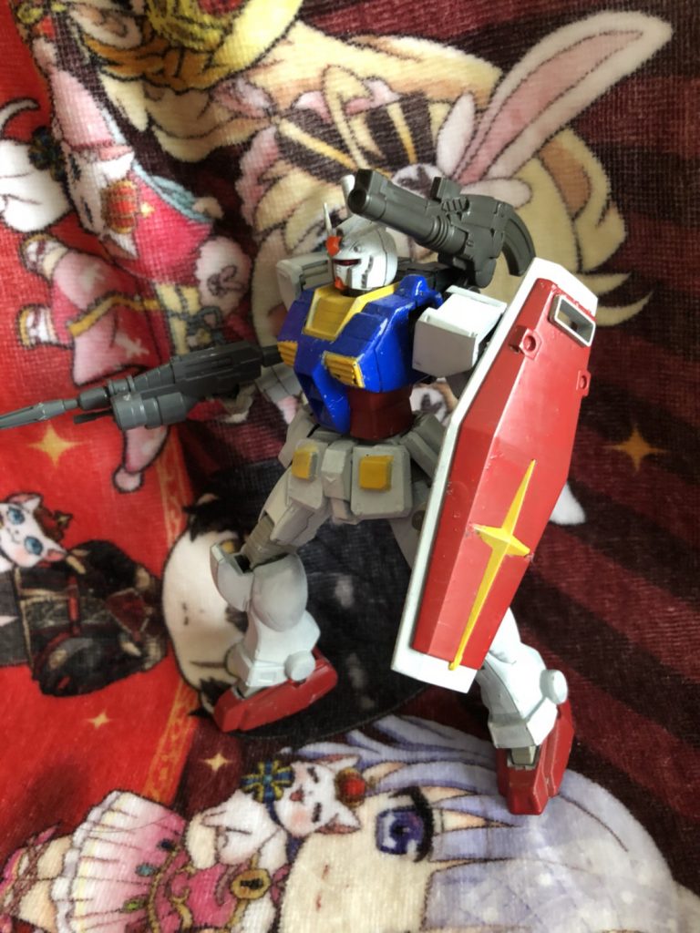 ショルダーキャノン！
ガンダムFSDから
シールドはreviveガンダムから