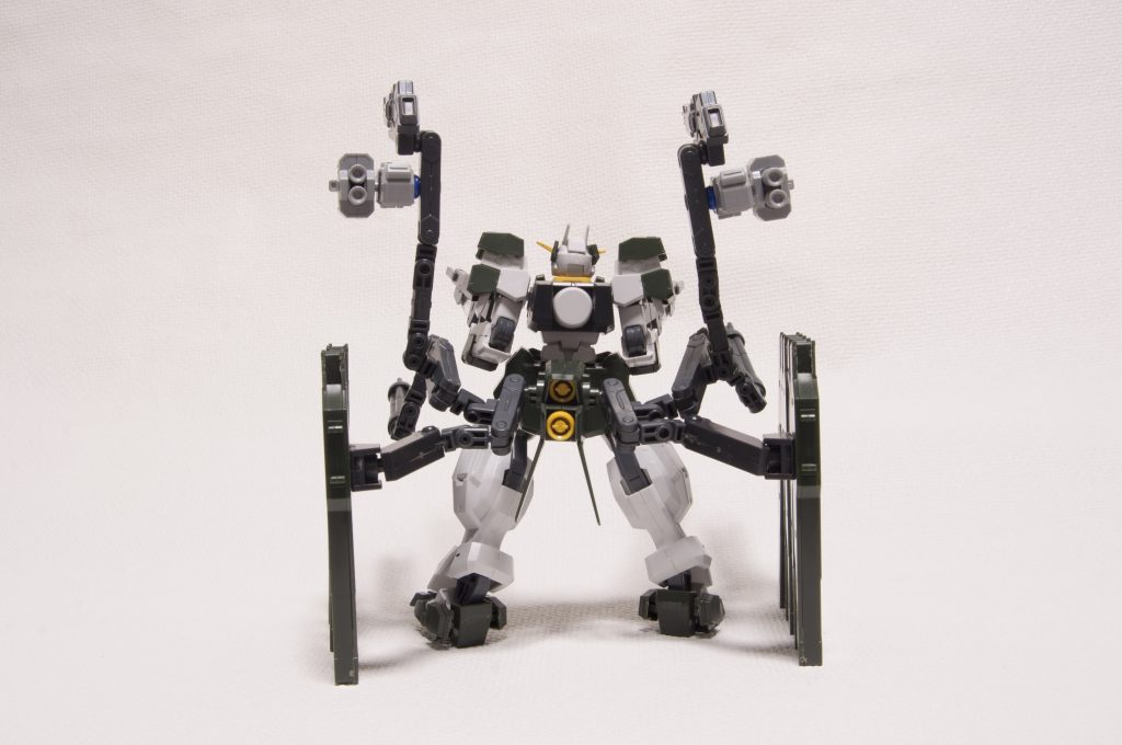 本来予定していたアームアームズの状態。