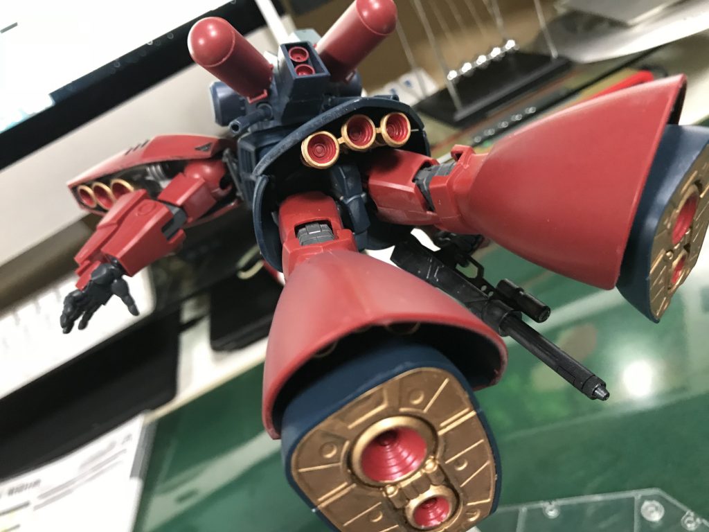 バーニア沢山（笑　足の裏がゴールド