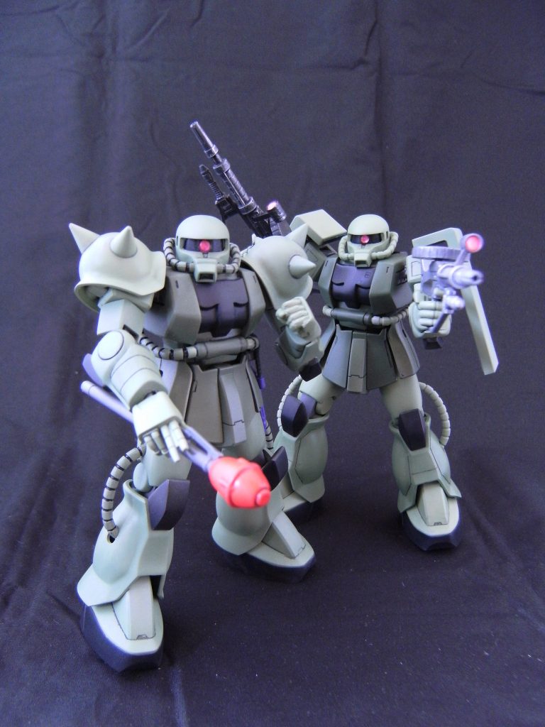 F型を使用して両肩スパイクアーマーや、両肩シールドなど出来ます。