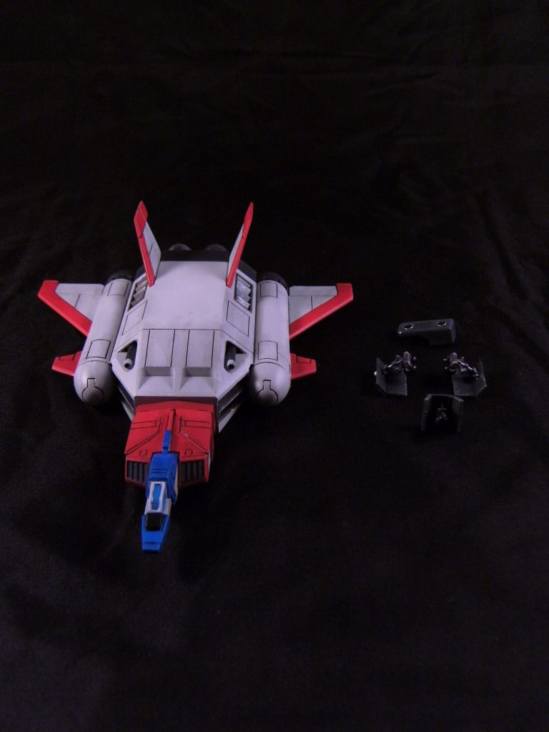 本作の全容です。
ライディングギアは差し替え出来ます。