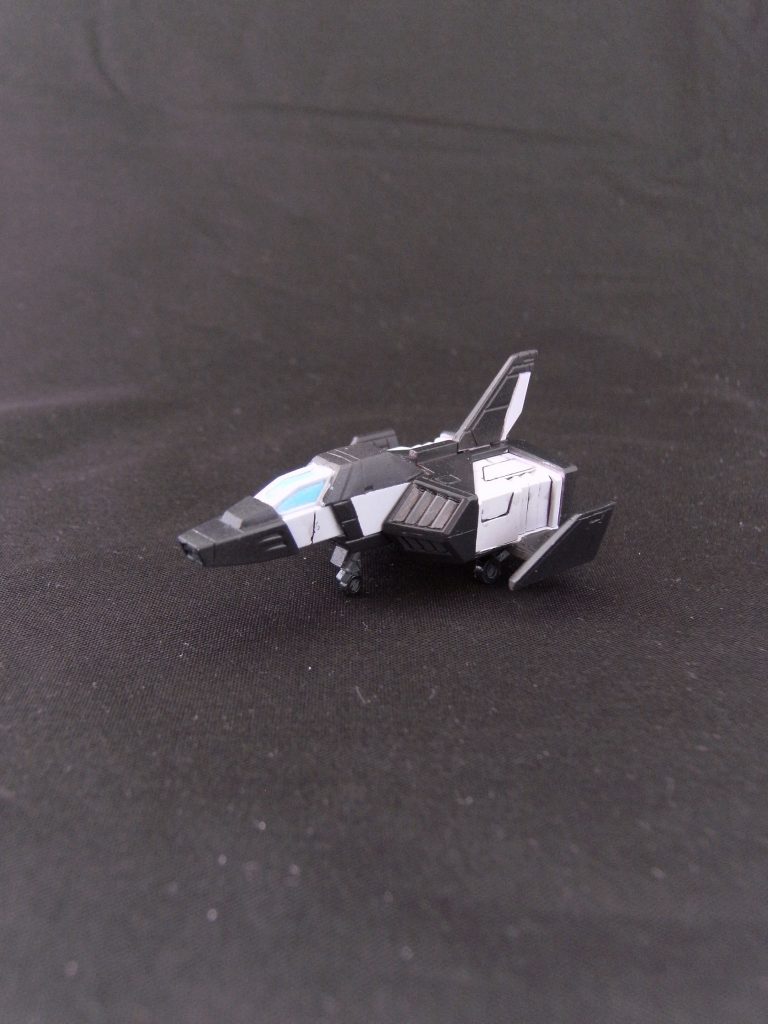 コアファイターもプロトタイプカラーで製作。
現在は1番くじで出てますが、同じ配色ではないかも?