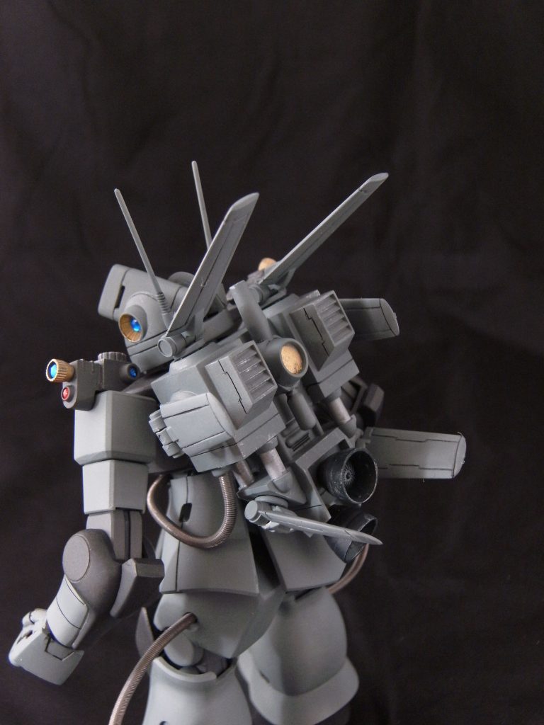 箱絵のようにレーダー板は畳めますが、もう少し綺麗に畳めたかも…