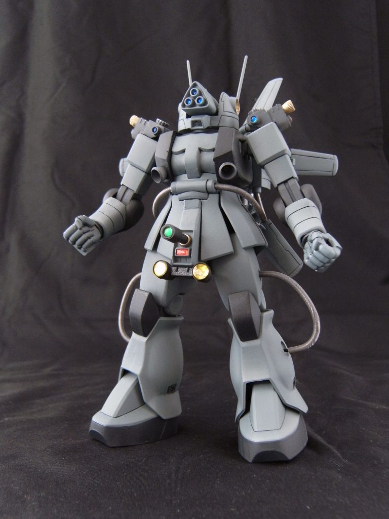 強行偵察型の拡張パーツも取り付けれます。