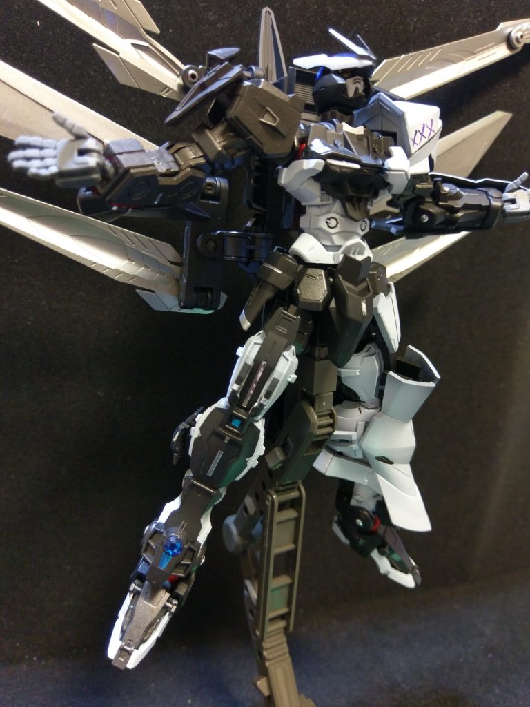 [006]　ガンダムアストレイノーネイム-XXX-–6枚目/制作者：SKY