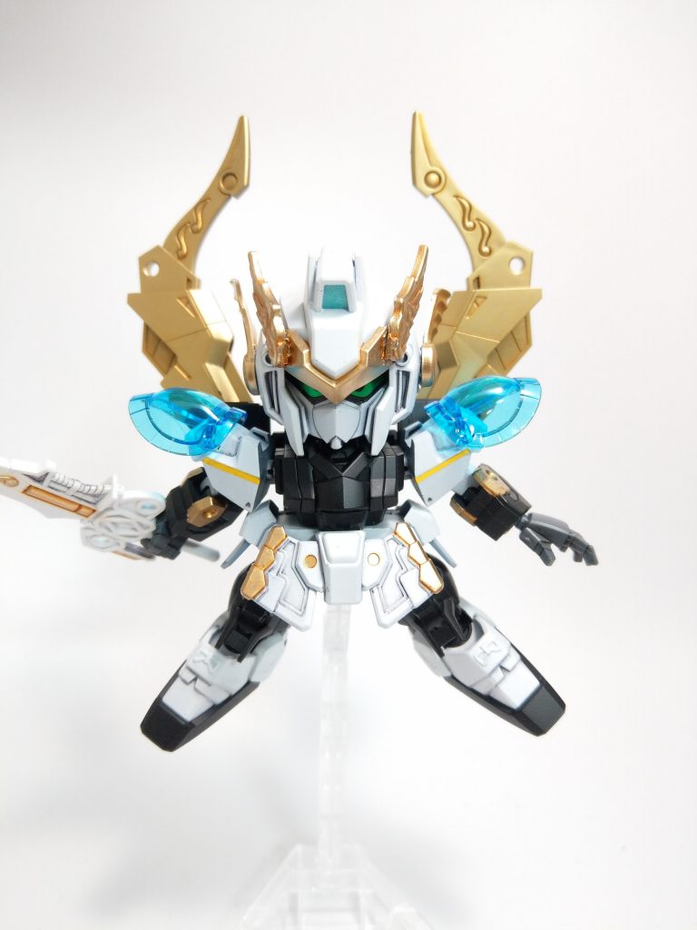 影舞乱夢の伝説に残る三璃紗の武将をモデルに設計された為、近接戦闘が得意。