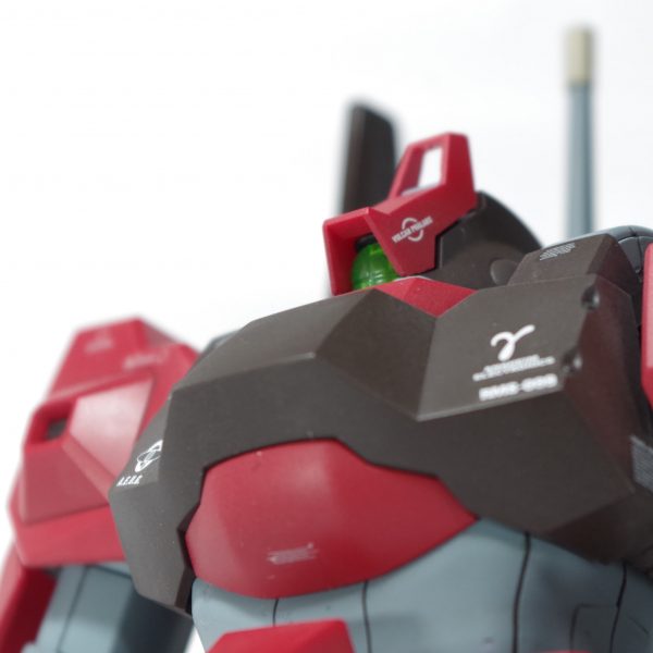 MG リックディアス クワトロ・バジーナ大尉機カラー