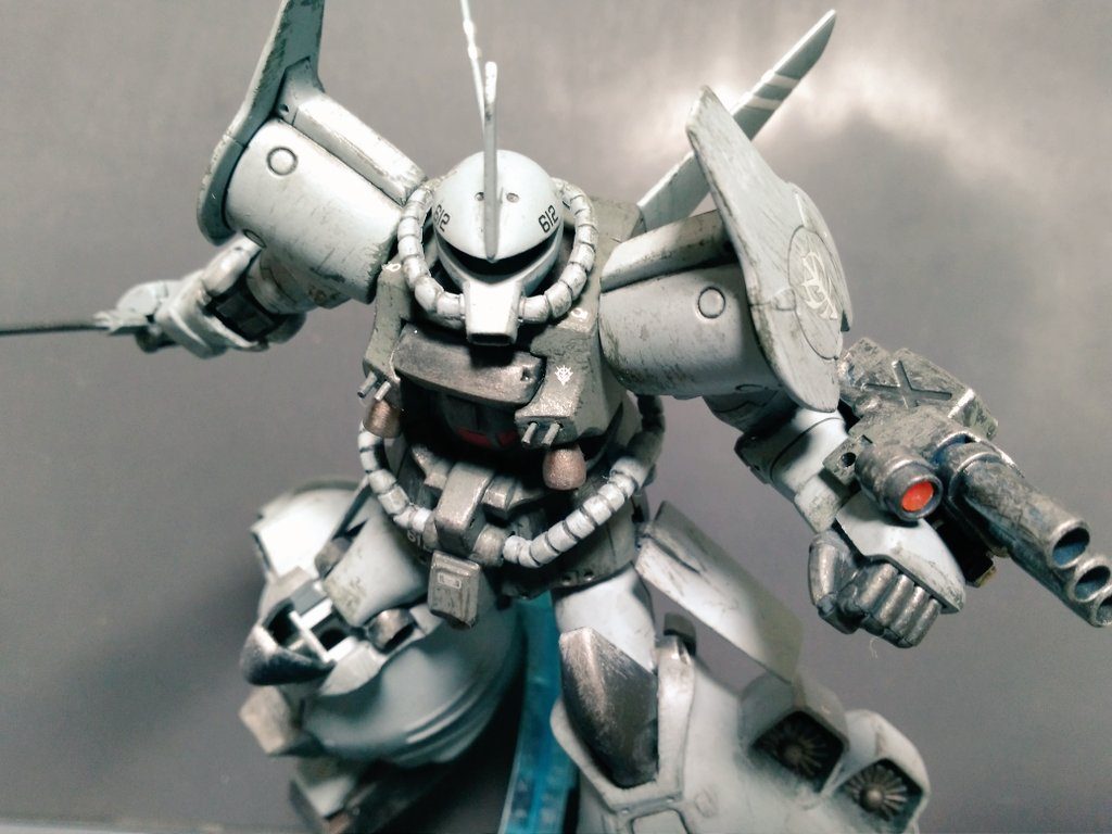 基本武装状態。
胸部バルカンはルッグンから転用した設定で、小口径の対空防御用機銃です。