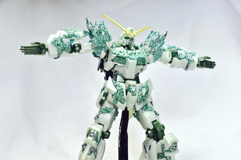 個人的にかなり好きだったシーン……いずれはバンシィ・ノルンも揃えたいところです。