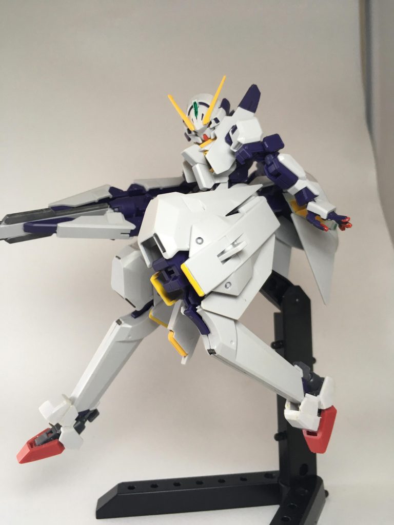 赤い部分は可動できます