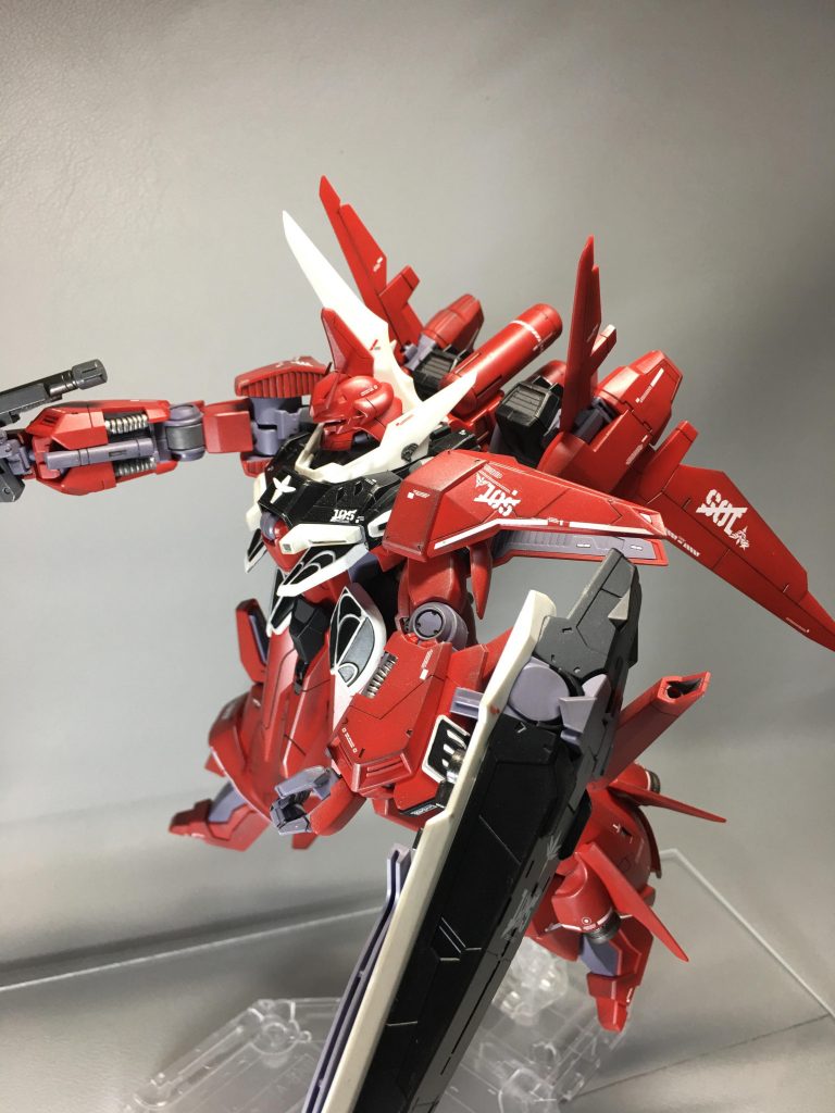 やはり問題はエングレービングの塗装でした、毎回苦労した割に出来が悪いので精進あるのみですね　全体的にスパルタンな仕上がりを目指して色々と工夫してます