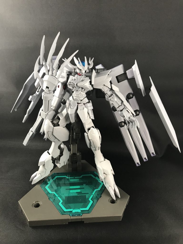 ## 全体サフ
個人的に、塗装前のこの段階が一番好きです。