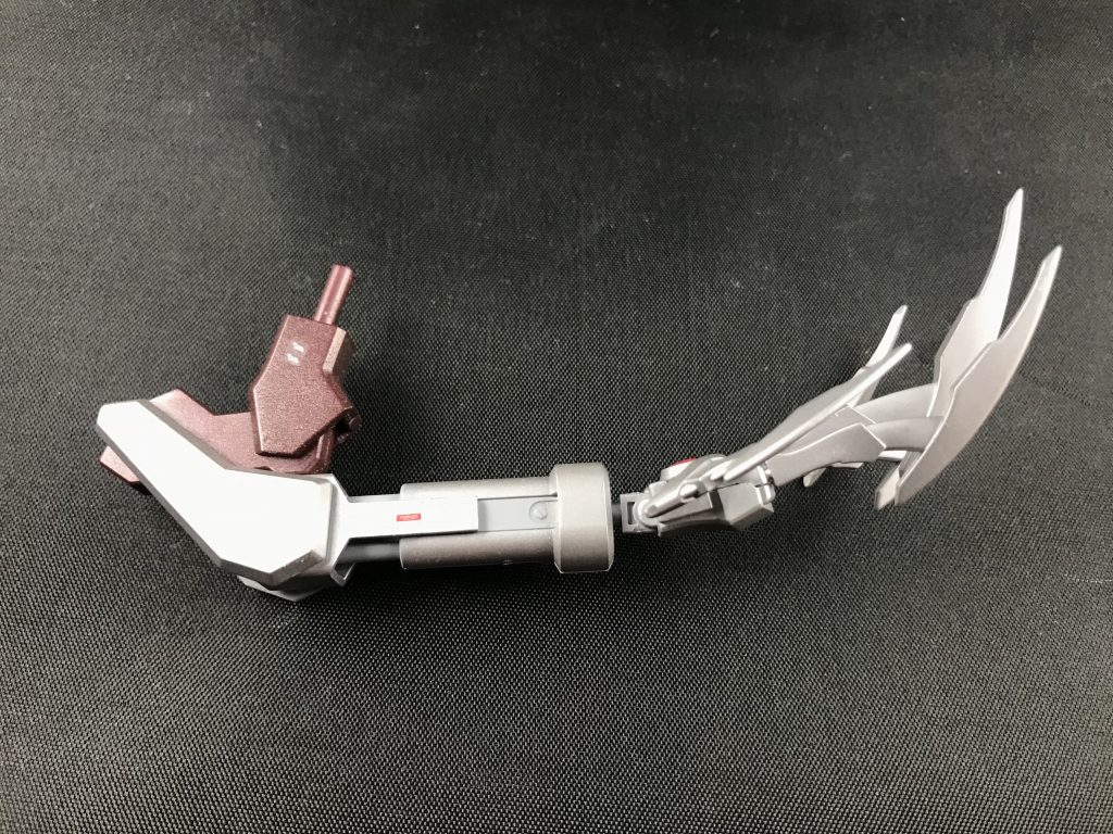 ## 輻射波動機構(使用後)
腕部分がずれ、カートリッジを放出、交換して再使用できるようにします。