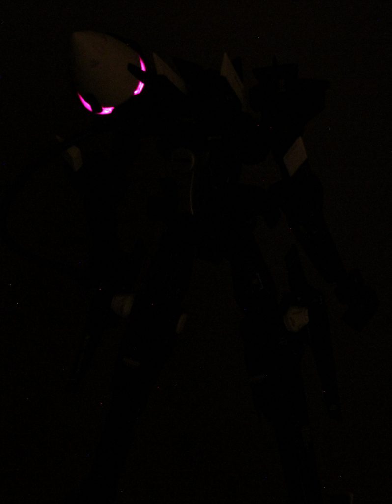 LEDの発光で太陽炉を再現