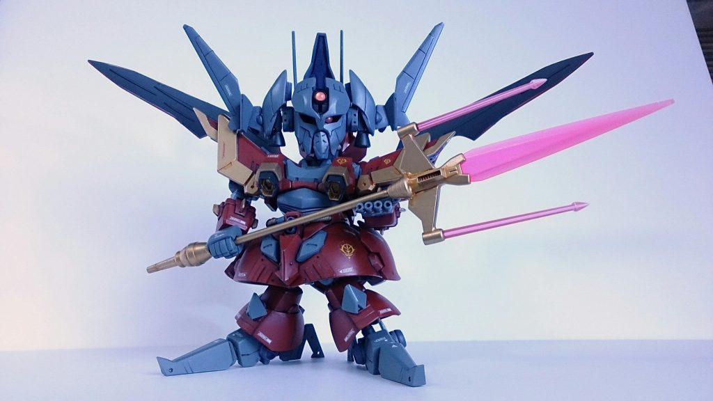 完成!
パーフェクトジオングMkⅡパーフェクト!(笑)
オリジナルの武器は、実剣のトライデントですが。コイツはビーム式にしてみました。槍の石突きの部分はビームライフルとしても使用可能です。
刃は、クロボン魔王のエフェクトパーツと、100均のプラ楊枝を使用してます。w
原機は撃破された後で、【赤い馬】という機体になるのですが。アレはインチキだったのでノーカン。(笑)
その代わり、武者忍ジオングのギミックをオマージュして取り入れてみました。
3機分離形態になります。