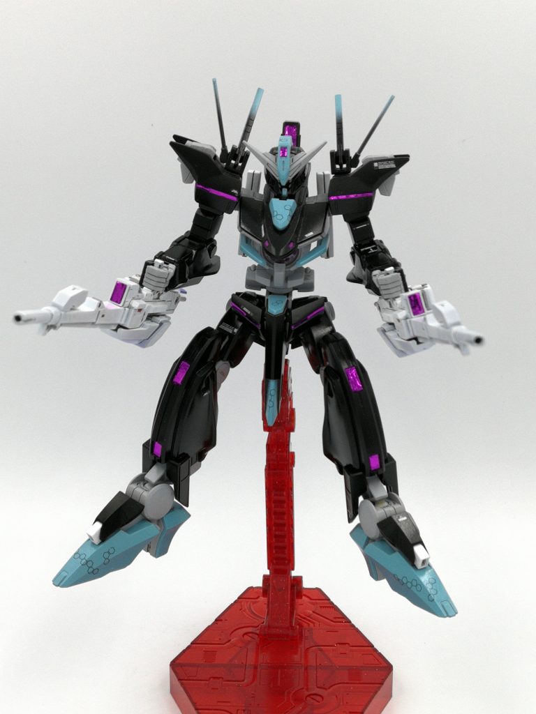 武器紹介
·GNバスターサイズ
本機体のメイン武器。スローネアインのデータを参考に小型化し取り回しを良くしています。