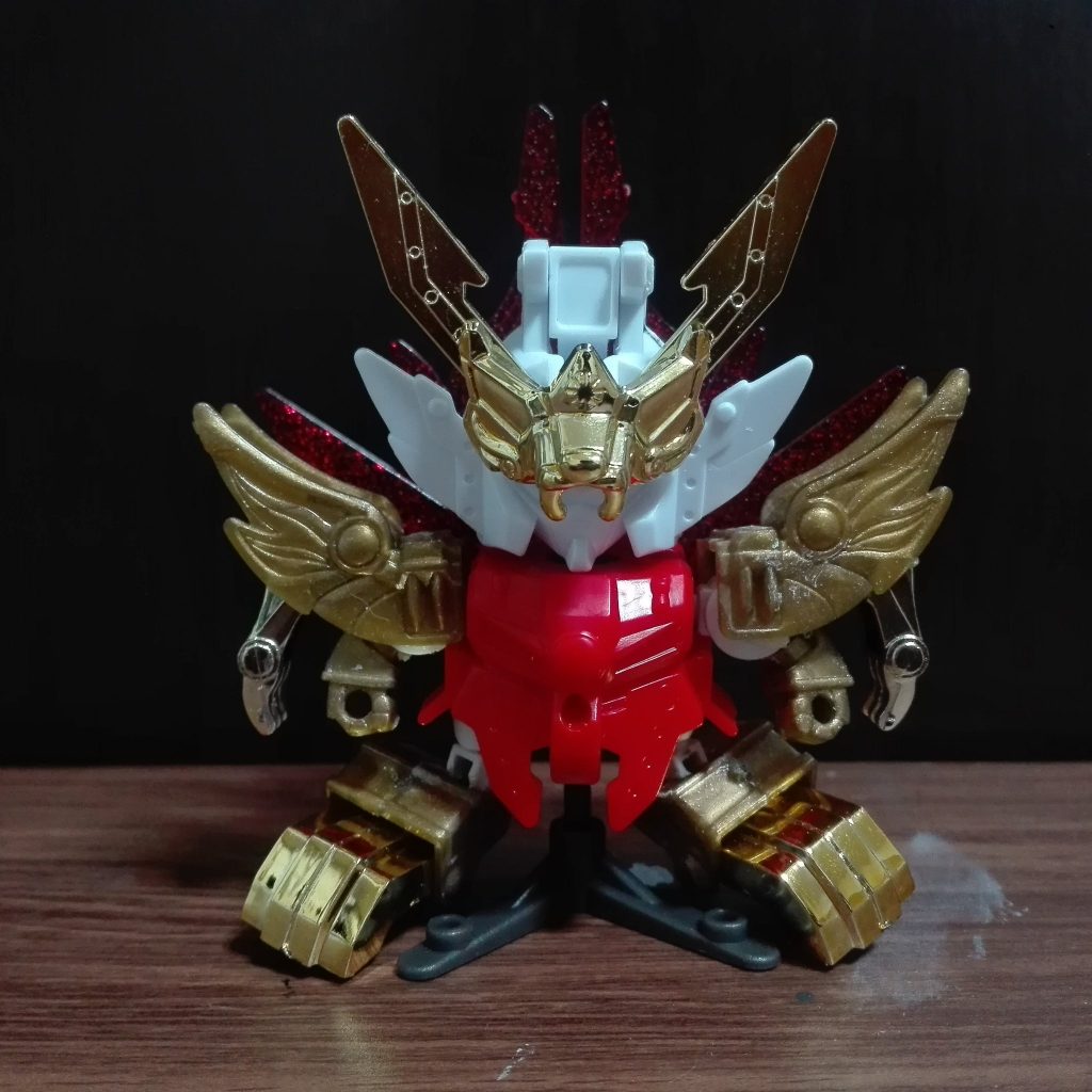 使用キットはムシャガンダムシン、頑駄無轟炎王！プラモウォーズの作例にしてはレシピが少なめです！