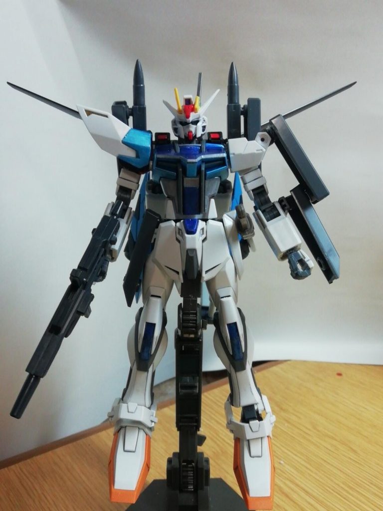 コアファイターが分離し本体と合体して初めて真の力を発揮する