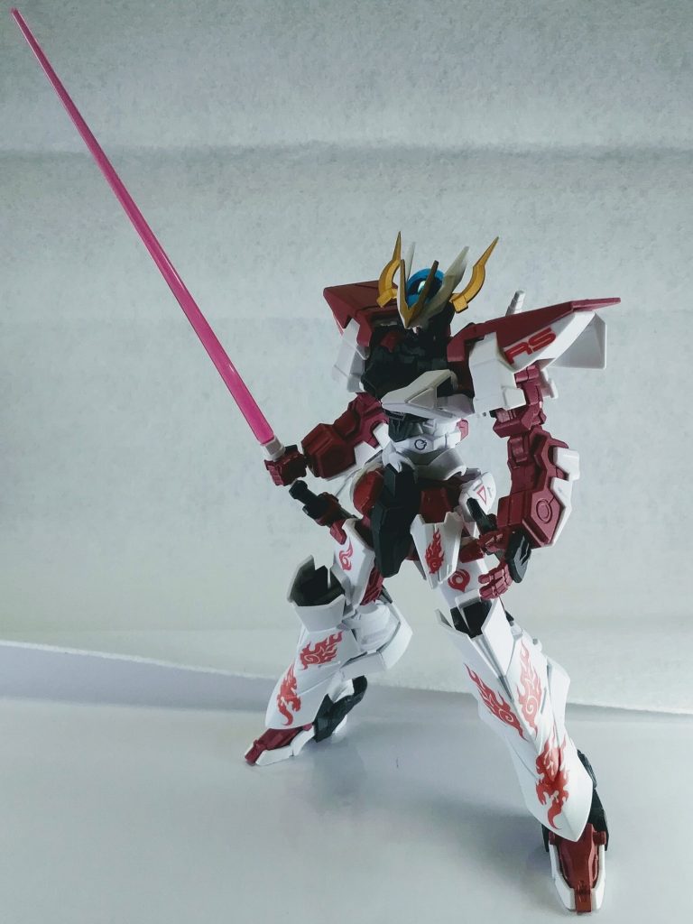 ノーマルモード ビームサーベル装備