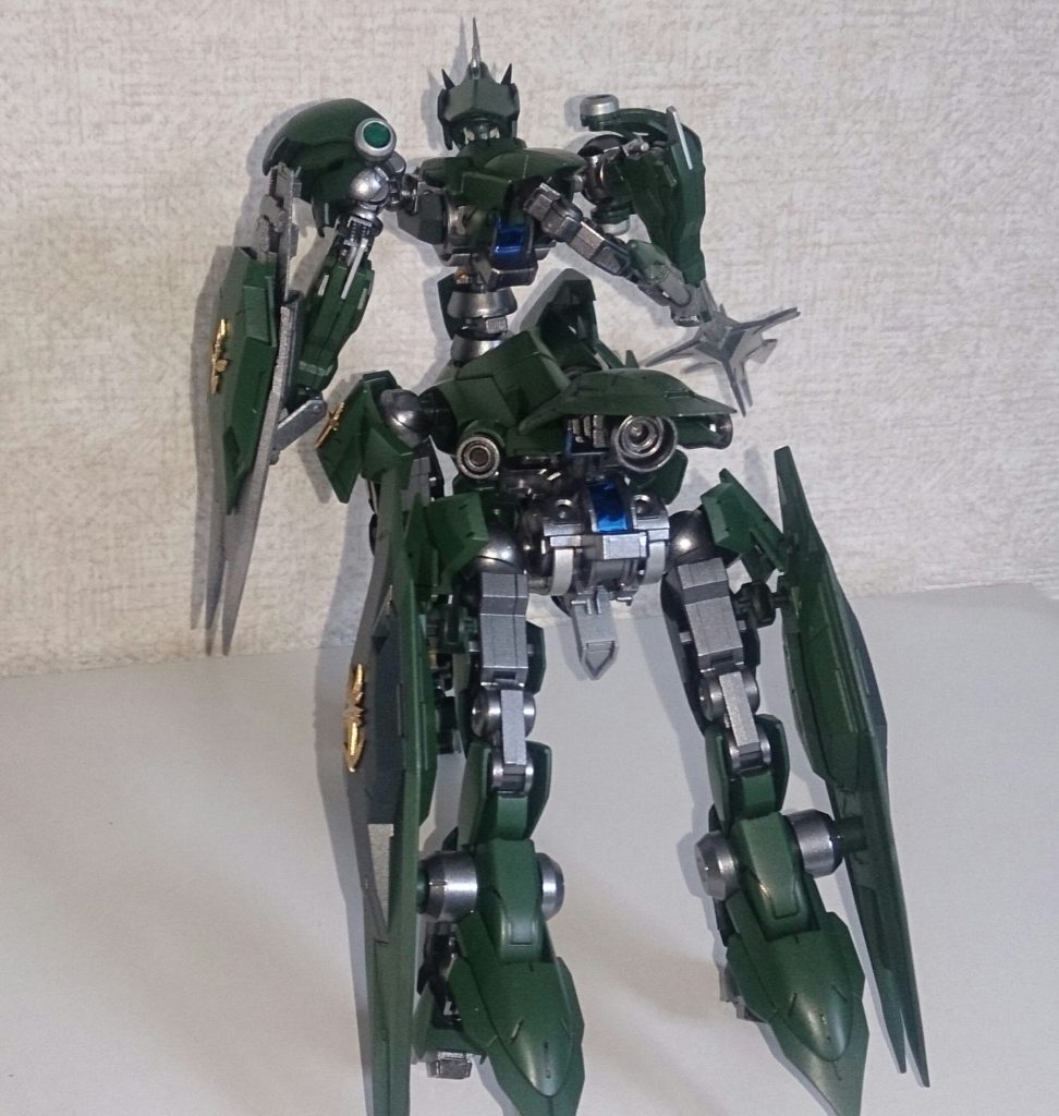 バックショット
リアクターには100均のキラキラテープを。