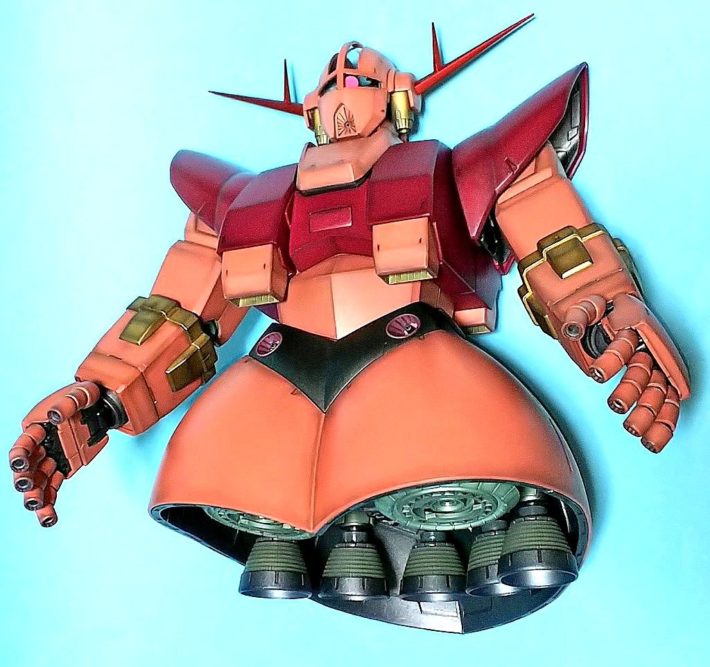 脚無しのジオング状態。
ちなみにデカールを貼る前。