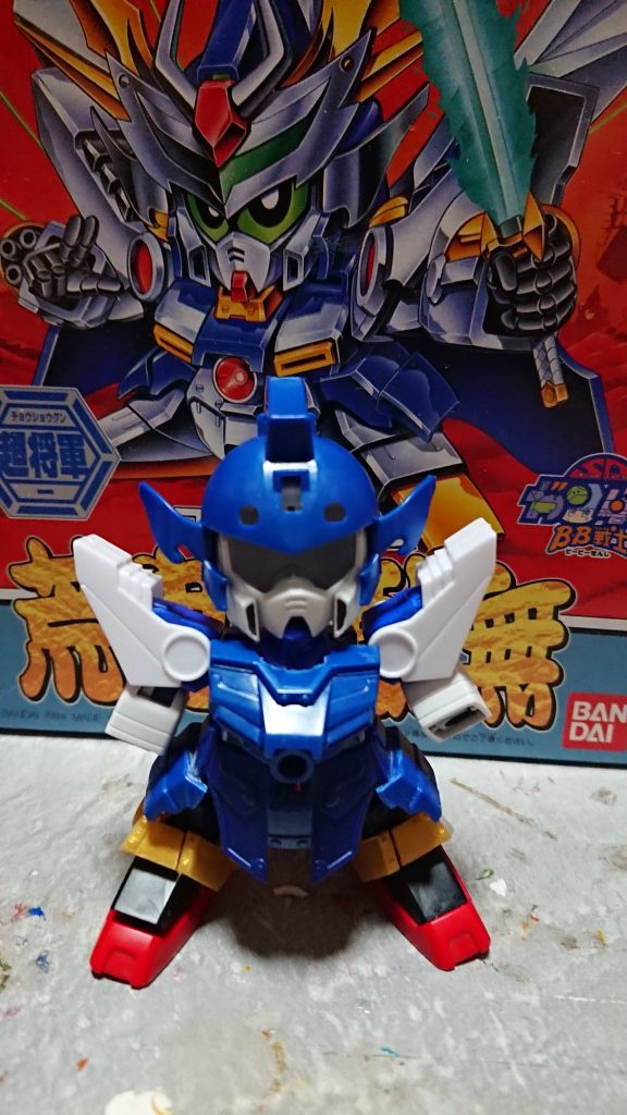 號斗丸と武者ガンダムをベースに荒鬼の鎧を切り貼りして装置