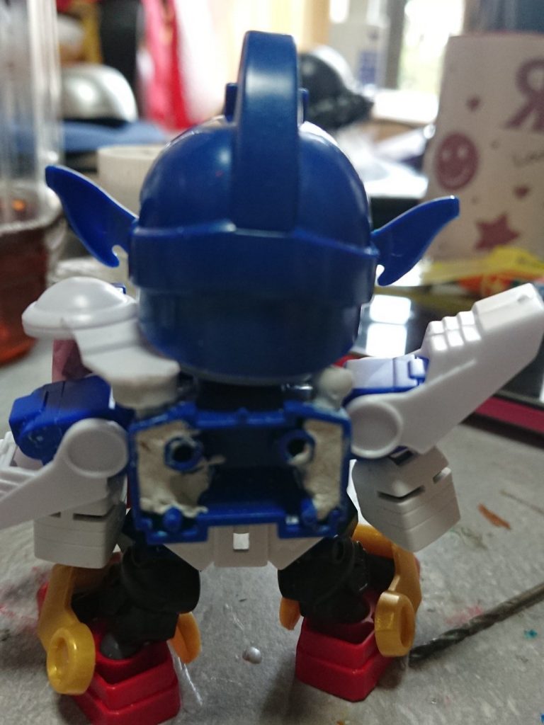 マント基部の接続位置